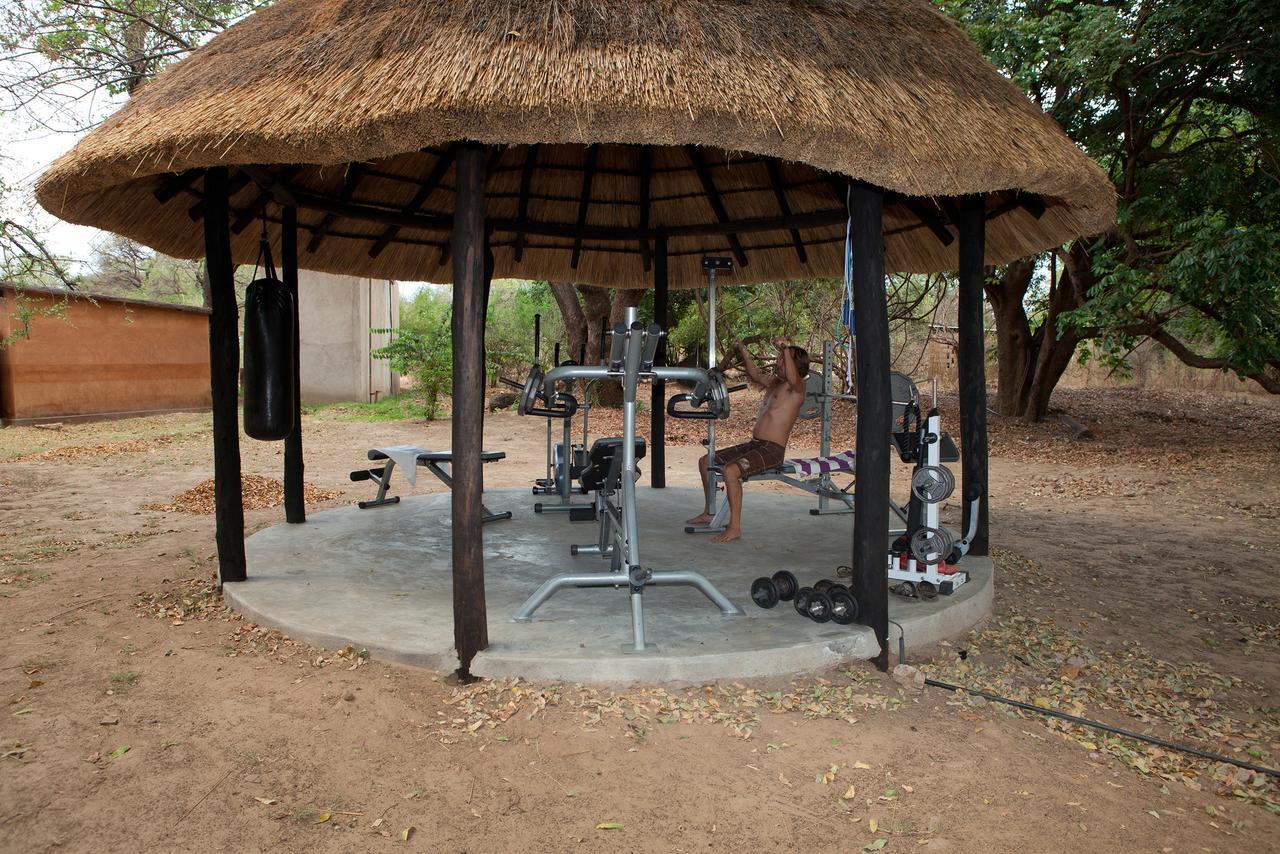 Track And Trail River Camp Kakumbi Bagian luar foto