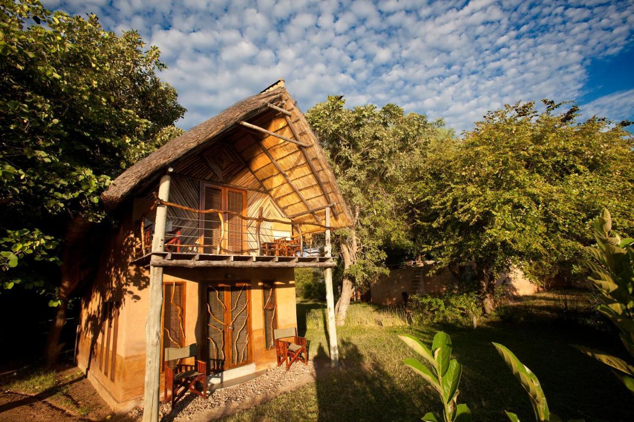 Track And Trail River Camp Kakumbi Bagian luar foto